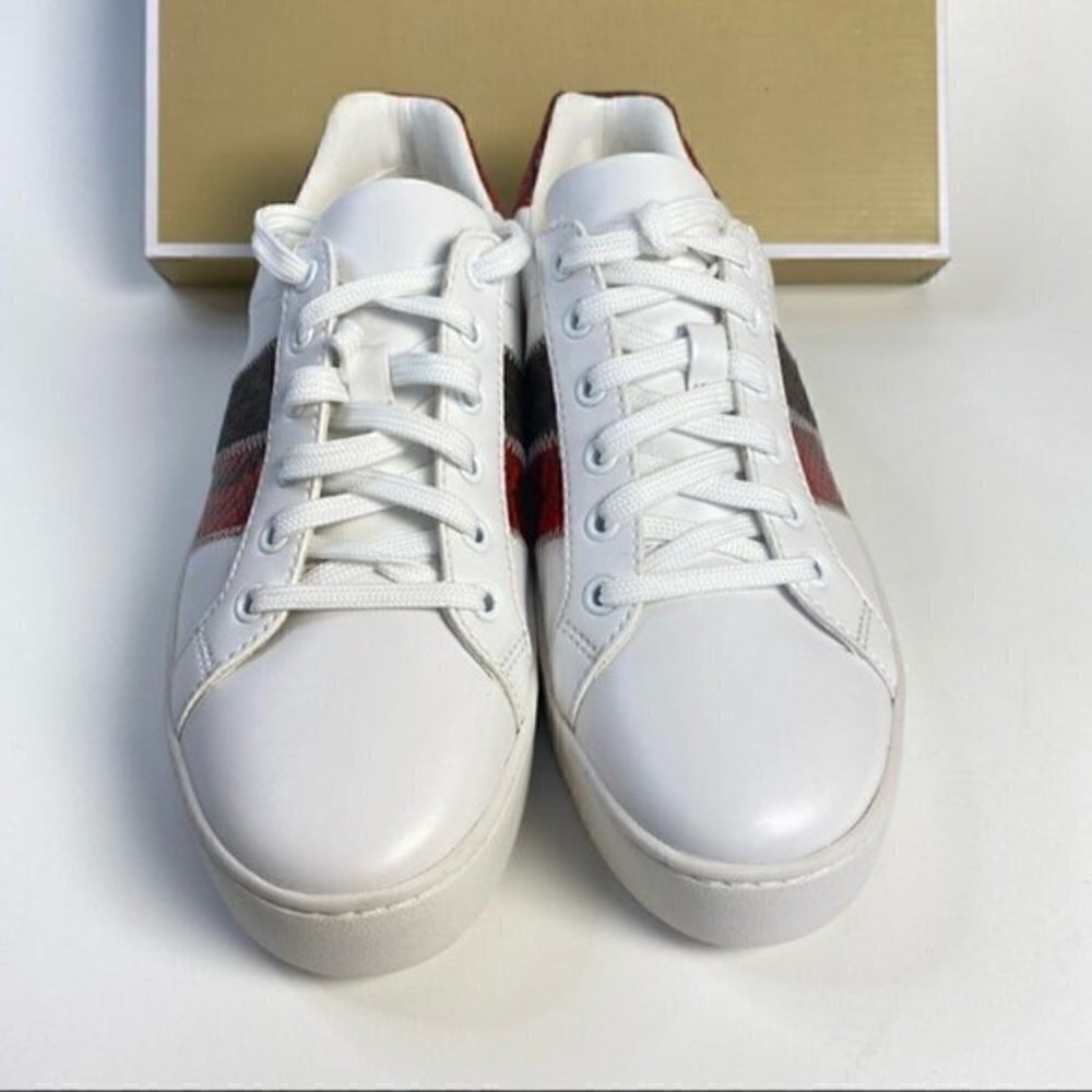Michael Kors Poppy Lace Up White Leather Sneakers Shoes size 9 - Picture 4 of 10